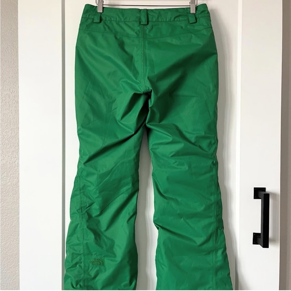 The North Face Women’s snow pants in green size Medium - Picture 7 of 9